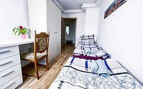 Modern sanierte Wohnung mit 5 Einzelbetten in Leipzig-Plagwitz